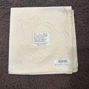 24 Bloomingdales Bountiful Napkins